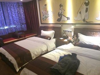 Kunming Green Lake Hostel Exterior photo